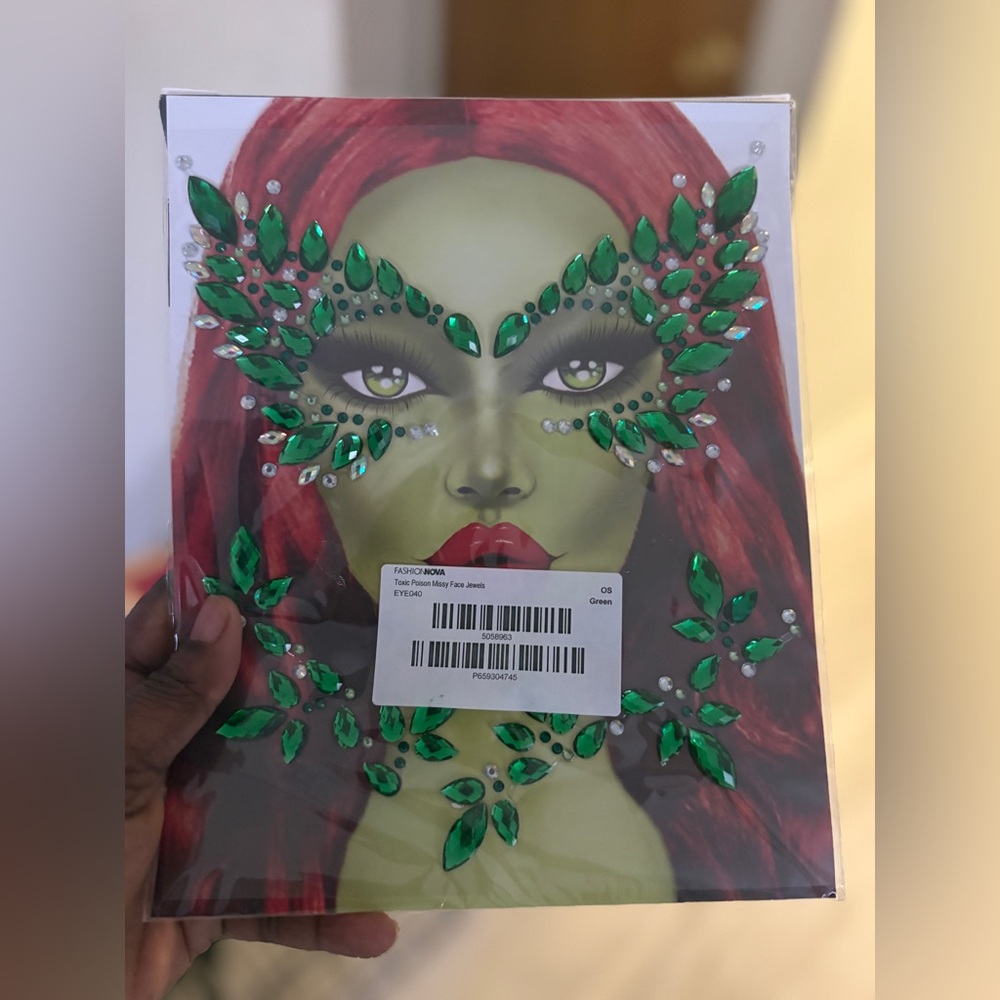 Fashion Nova Green Gem Face Jewels